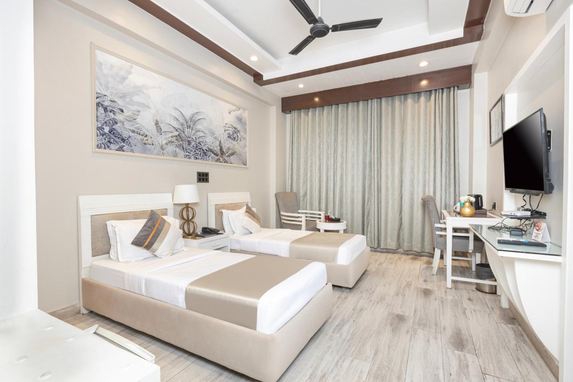 Skon Boutique By Orion Hotels Nueva Delhi Exterior foto