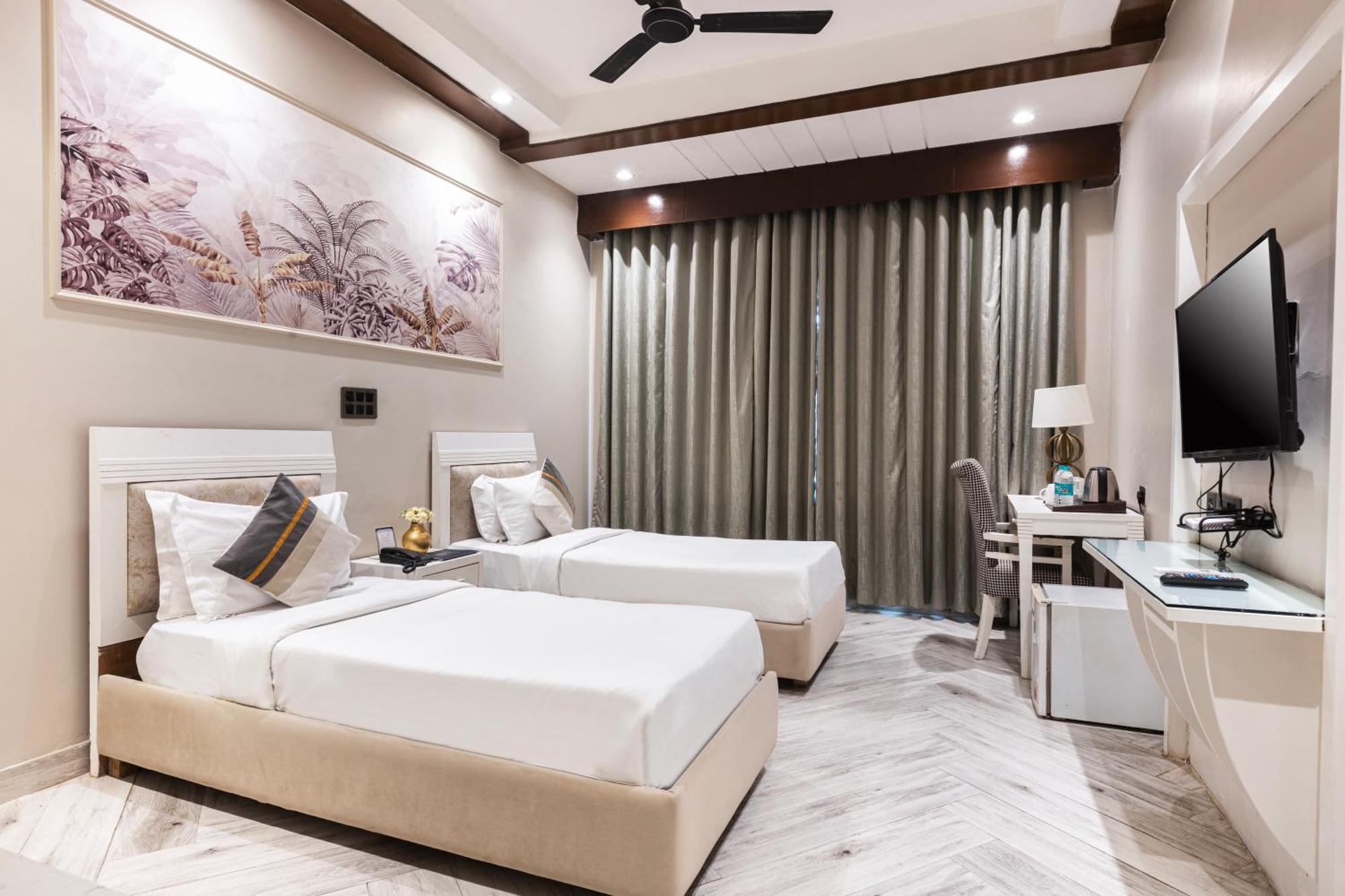 Skon Boutique By Orion Hotels Nueva Delhi Exterior foto