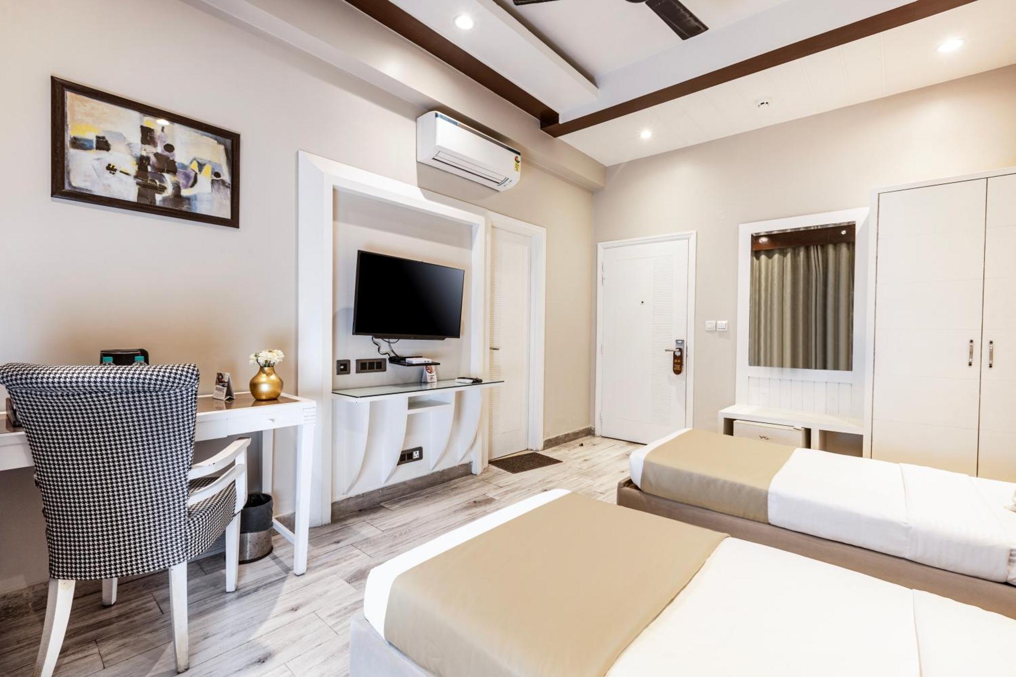 Skon Boutique By Orion Hotels Nueva Delhi Exterior foto